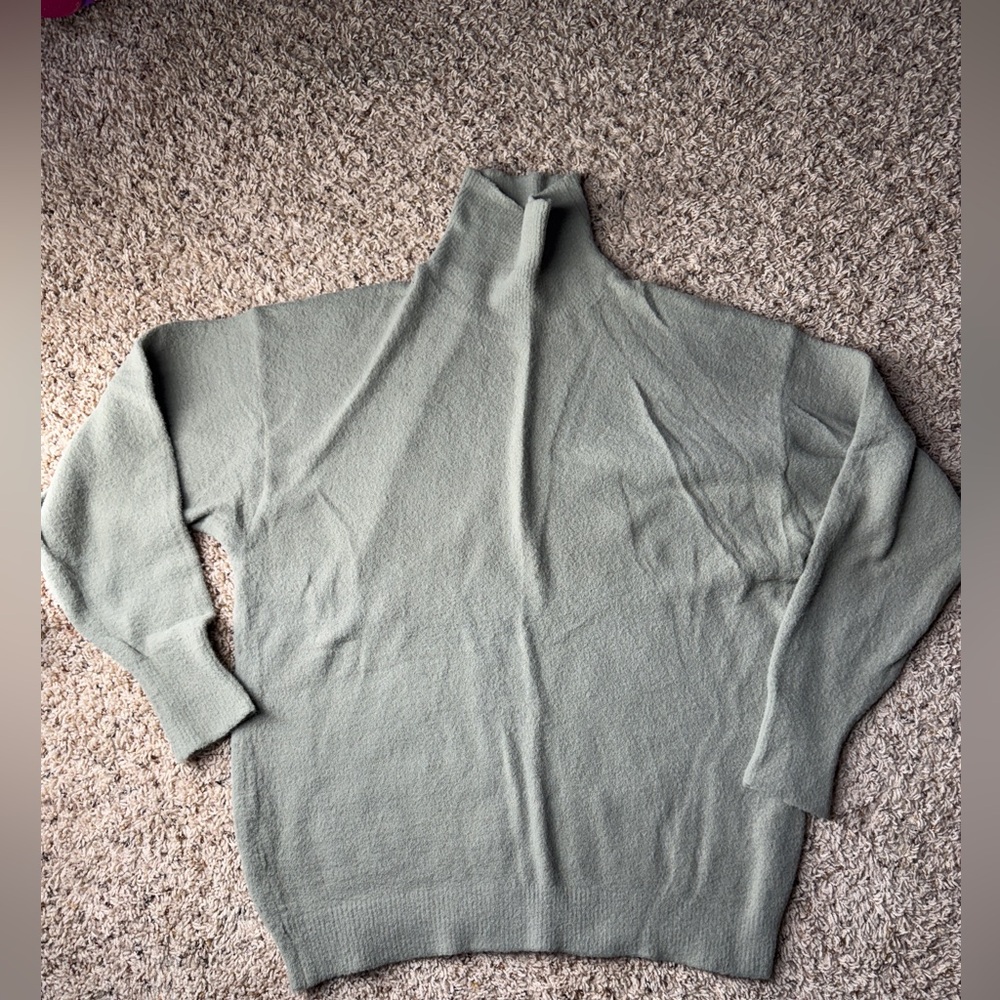 Wilfred Free mock neck Nylon sweater Womens size S